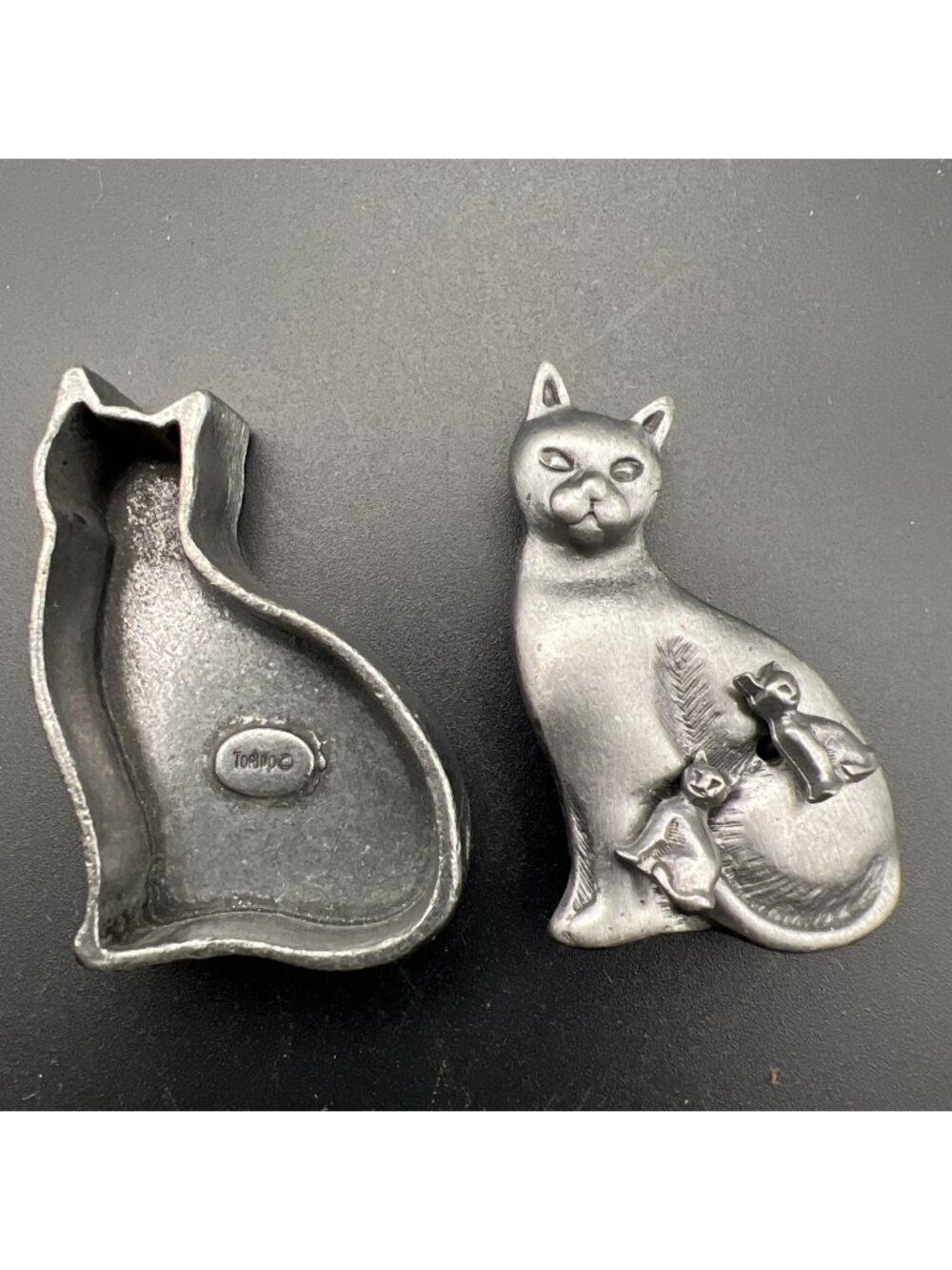 Vintage Torino Pewter Cat Trinket Box w/ Brooch Post Stud Kitty Earrings